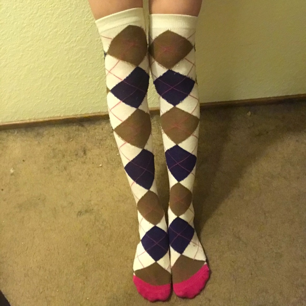 [FREE WITH PURCHASE] Cozy, Funky Patterned socks